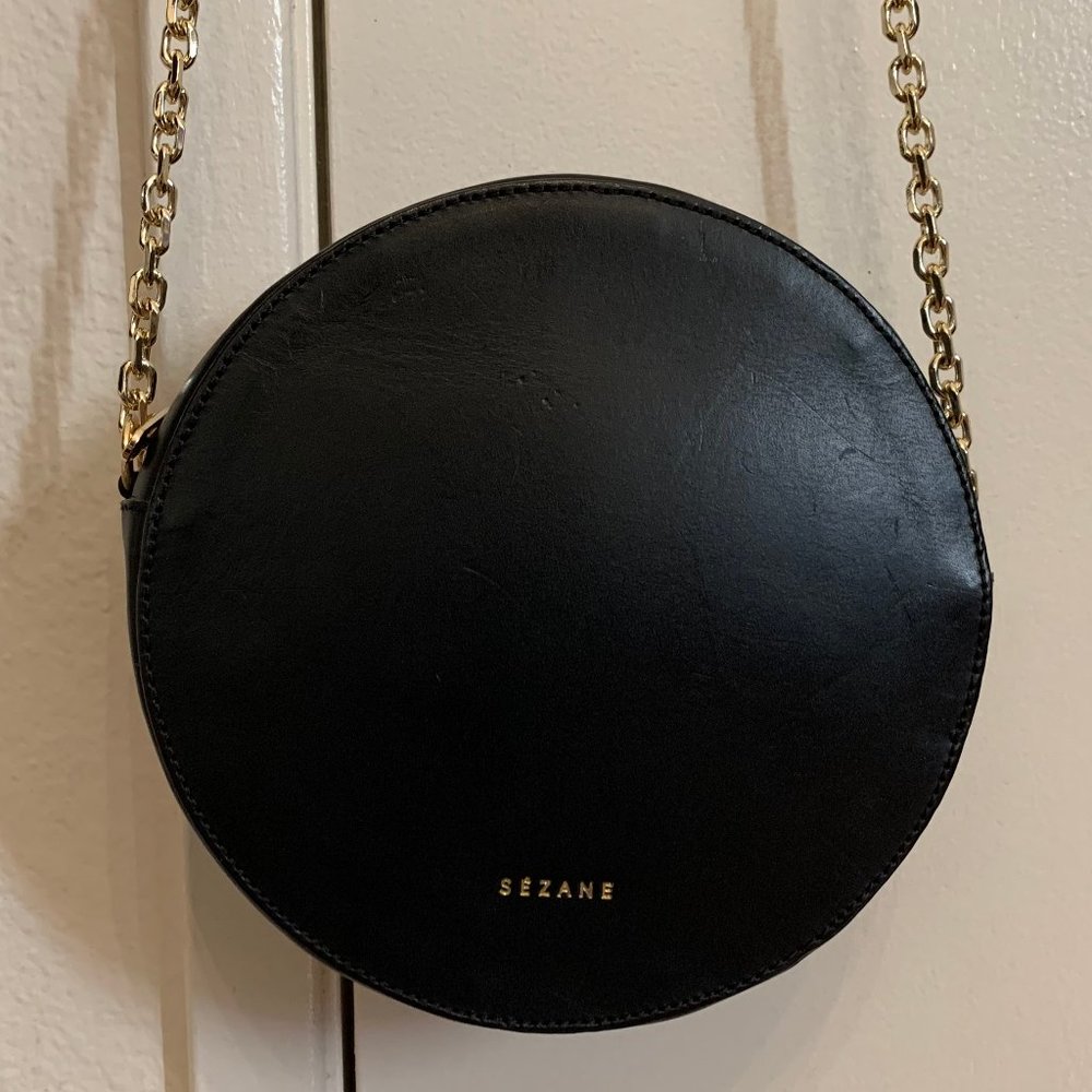 Sezane black circle bag in leather